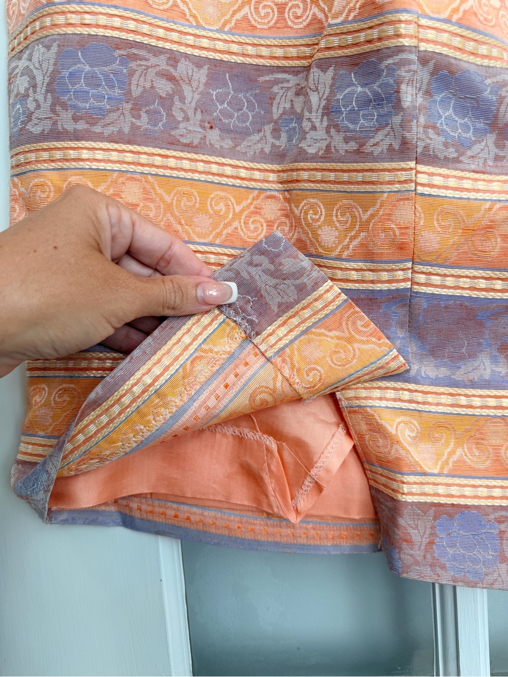 Vintage Vertigo Paris Y2K Peach Lavender Striped Metallic Pencil Skirt Size 8 US - Picture 6 of 10